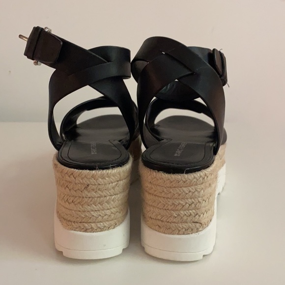 LIKE NEW! MARC FISHER Platform Strappy Sandal 7 - Picture 3 of 4